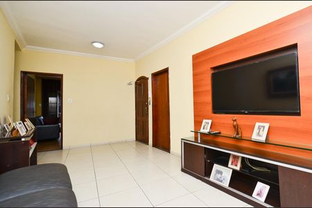 Casa à venda com 200m², 5 quartos e 1 vagaSala de TV