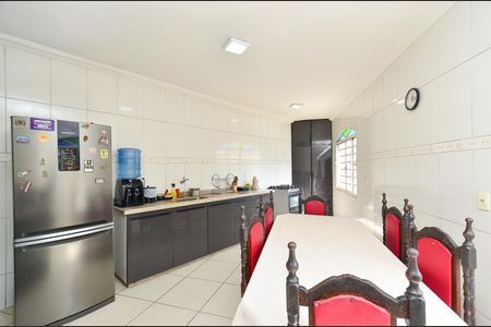 Casa à venda com 200m², 5 quartos e 1 vagaCozinha