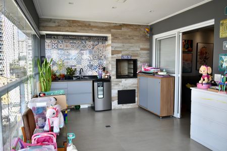 Apartamento à venda com 97m², 3 quartos e 2 vagas Apartamento à venda com 97m², 3 quartos e 2 vagasSacada