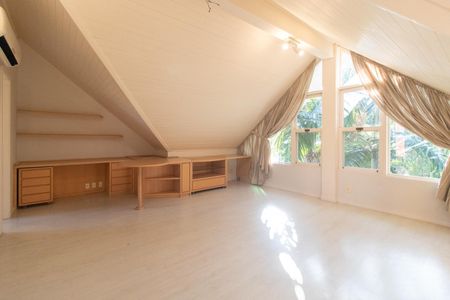 Casa de condomínio à venda com 290m², 3 quartos e 2 vagasSuíte 2