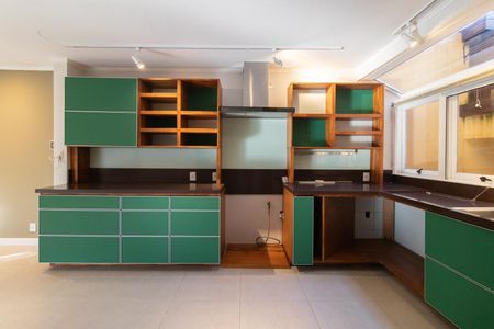 Casa de condomínio à venda com 290m², 3 quartos e 2 vagasCozinha