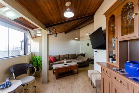 Apartamento à venda com 170m², 4 quartos e 2 vagas Apartamento à venda com 170m², 4 quartos e 2 vagasSala 2