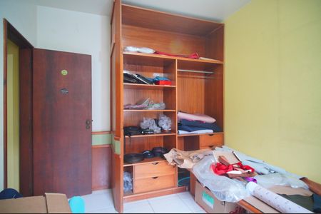 Casa à venda com 244m², 3 quartos e 2 vagasQuarto 3