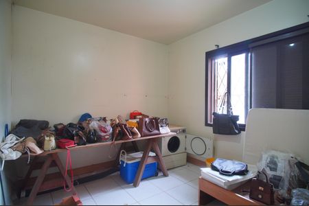 Casa à venda com 244m², 3 quartos e 2 vagasQuarto 2