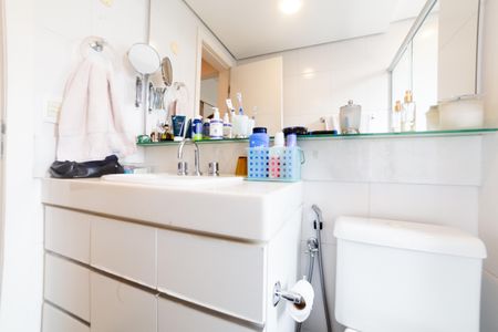 Apartamento à venda com 184m², 4 quartos e 3 vagasBanheiro da Suíte 3