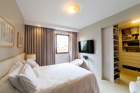 Apartamento à venda com 184m², 4 quartos e 3 vagasSuíte 1