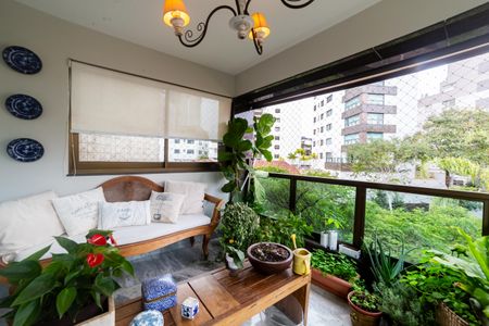 Apartamento à venda com 184m², 4 quartos e 3 vagasVaranda da Sala