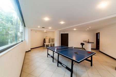 Apartamento à venda com 184m², 4 quartos e 3 vagasÁrea comum - Salão de festas