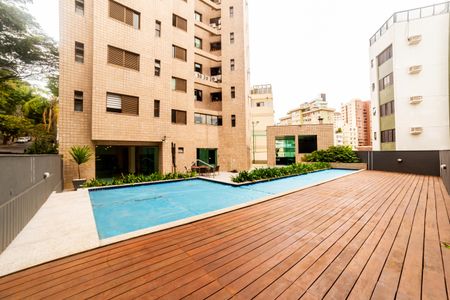 Apartamento à venda com 184m², 4 quartos e 3 vagasÁrea comum - Piscina