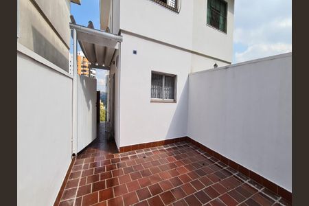 Casa à venda com 231m², 3 quartos e 2 vagas