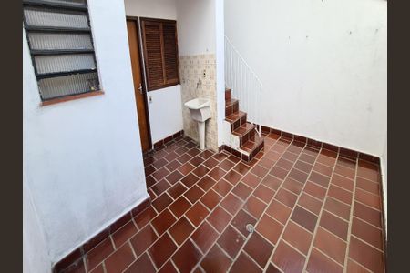 Casa à venda com 231m², 3 quartos e 2 vagas