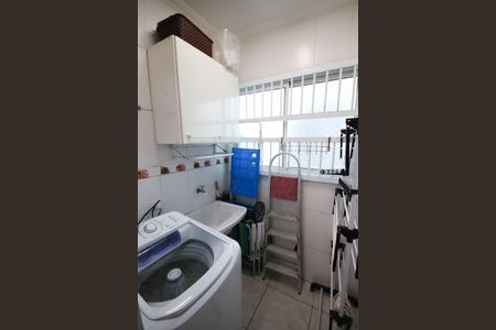 Apartamento para alugar com 69m², 2 quartos e 1 vagaÁrea de Serviço