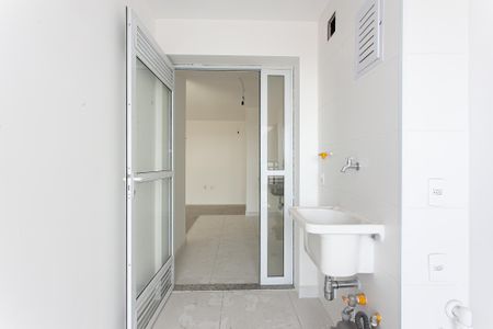 Apartamento à venda com 76m², 2 quartos e 1 vagaÁrea de Serviço