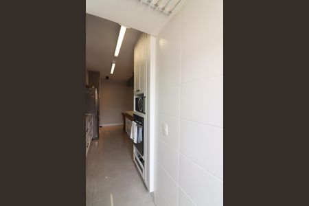 Apartamento à venda com 98m², 2 quartos e 1 vagaÁrea de Serviço