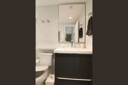 Apartamento à venda com 98m², 2 quartos e 1 vagaBanheiro da Suíte