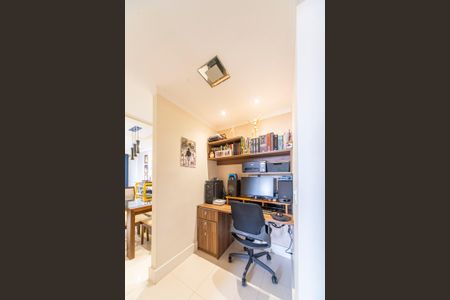 Apartamento à venda com 79m², 3 quartos e 2 vagas Apartamento à venda com 79m², 3 quartos e 2 vagasEscritório