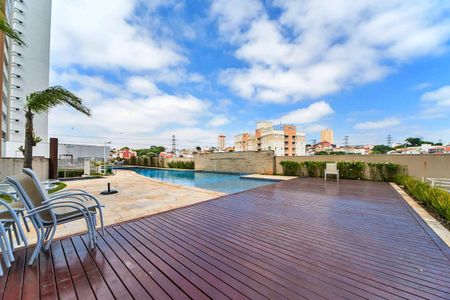 Apartamento à venda com 79m², 3 quartos e 2 vagas Apartamento à venda com 79m², 3 quartos e 2 vagasÁrea comum - Piscina