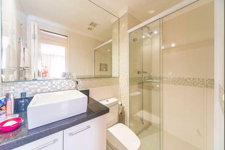 Apartamento à venda com 79m², 3 quartos e 2 vagas Apartamento à venda com 79m², 3 quartos e 2 vagasBanheiro Social