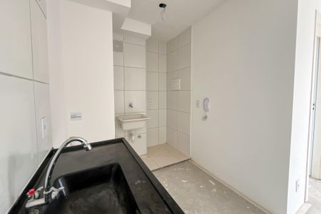 Apartamento à venda com 39m², 2 quartos e sem vaga Apartamento à venda com 39m², 2 quartos e sem vagaCozinha e Área de Serviço