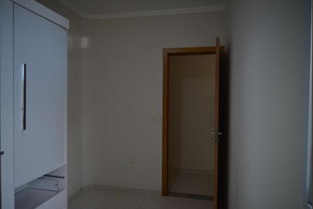 Apartamento à venda com 74m², 3 quartos e 1 vagaQuarto 2