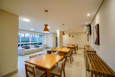 Apartamento à venda com 67m², 2 quartos e 1 vaga Apartamento à venda com 67m², 2 quartos e 1 vagaÁrea comum - Salão de festas