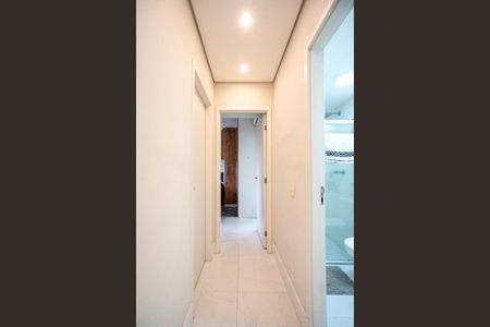 Apartamento à venda com 67m², 2 quartos e 1 vaga Apartamento à venda com 67m², 2 quartos e 1 vagaCorredor