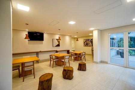 Apartamento à venda com 67m², 2 quartos e 1 vaga Apartamento à venda com 67m², 2 quartos e 1 vagaÁrea comum - Salão de festas