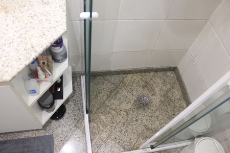 Apartamento à venda com 67m², 2 quartos e 1 vagaBanheiro