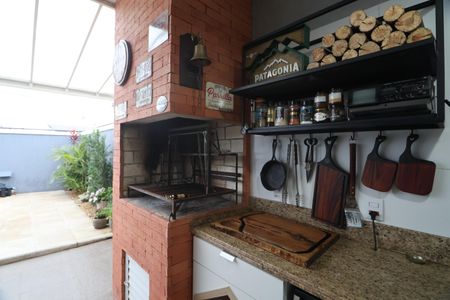 Casa à venda com 145m², 3 quartos e 2 vagasÁrea comum - Churrasqueira