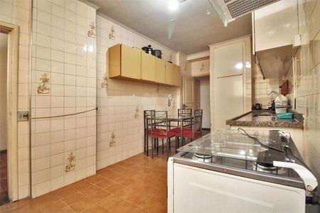 Apartamento à venda com 156m², 3 quartos e 1 vaga