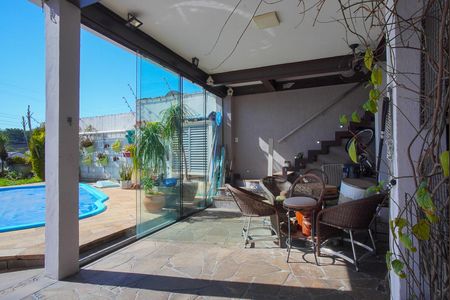 Casa à venda com 275m², 3 quartos e 5 vagasQuintal