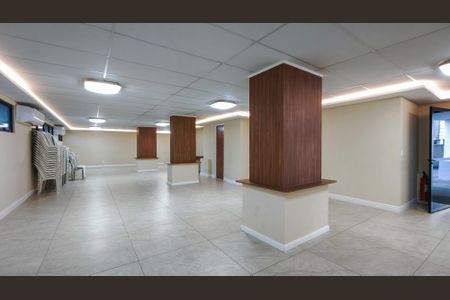 Apartamento à venda com 64m², 2 quartos e 1 vaga Apartamento à venda com 64m², 2 quartos e 1 vagaÁrea comum - Salão de festas