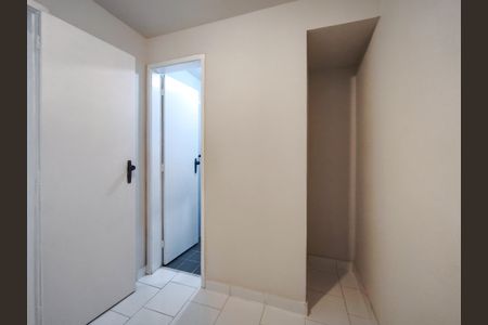 Apartamento à venda com 64m², 2 quartos e 1 vaga Apartamento à venda com 64m², 2 quartos e 1 vagaQuarto de Serviço