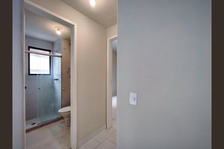 Apartamento à venda com 64m², 2 quartos e 1 vaga Apartamento à venda com 64m², 2 quartos e 1 vagaCorredor