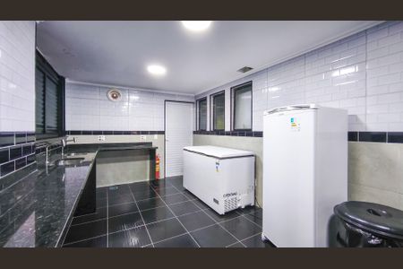 Apartamento à venda com 64m², 2 quartos e 1 vaga Apartamento à venda com 64m², 2 quartos e 1 vagaÁrea comum - Salão de festas