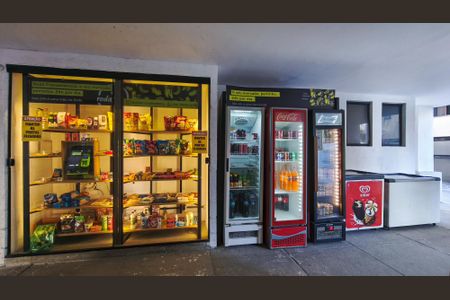 Apartamento à venda com 64m², 2 quartos e 1 vaga Apartamento à venda com 64m², 2 quartos e 1 vagaMercadinho