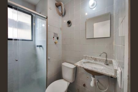 Apartamento à venda com 64m², 2 quartos e 1 vaga Apartamento à venda com 64m², 2 quartos e 1 vagaBanheiro Corredor