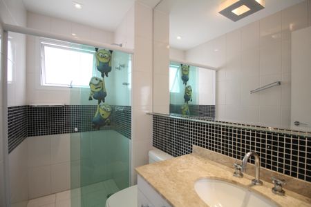 Apartamento à venda com 177m², 4 quartos e 3 vagasBanheiro do Quarto 3