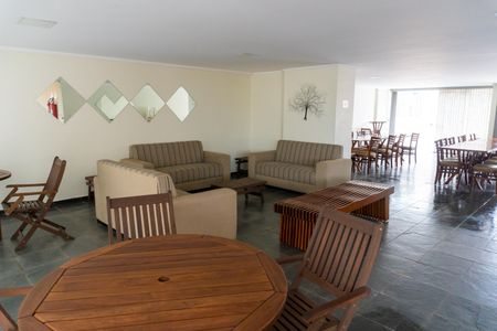 Apartamento para alugar com 62m², 2 quartos e 1 vaga Apartamento para alugar com 62m², 2 quartos e 1 vagaÁrea comum - Salão de festas