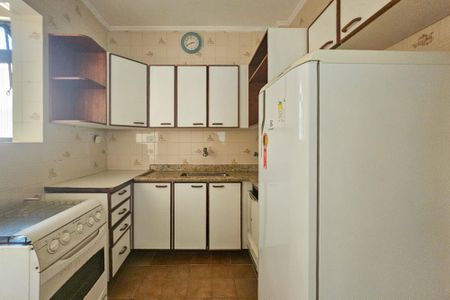 Apartamento para alugar com 76m², 2 quartos e 1 vaga Apartamento para alugar com 76m², 2 quartos e 1 vagaCozinha