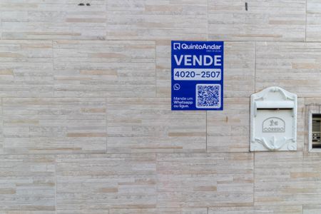 Casa de condomínio à venda com 70m², 2 quartos e 1 vaga Casa de condomínio à venda com 70m², 2 quartos e 1 vagaPlaca