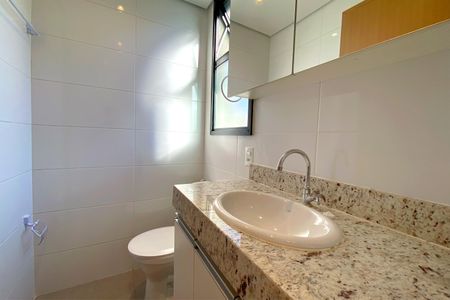 Apartamento à venda com 79m², 2 quartos e 2 vagas Apartamento à venda com 79m², 2 quartos e 2 vagasBanheiro