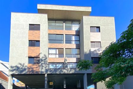 Apartamento à venda com 79m², 2 quartos e 2 vagas Apartamento à venda com 79m², 2 quartos e 2 vagasFachada