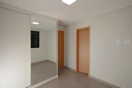 Apartamento à venda com 79m², 2 quartos e 2 vagasSuite