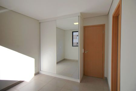 Apartamento à venda com 79m², 2 quartos e 2 vagasSuite