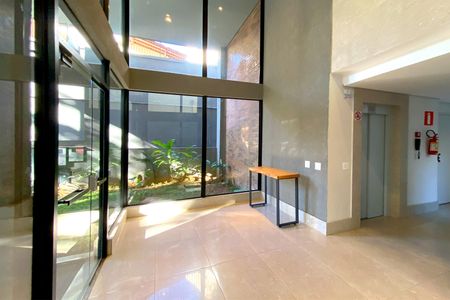 Apartamento à venda com 79m², 2 quartos e 2 vagas Apartamento à venda com 79m², 2 quartos e 2 vagasÁrea comum - Hall