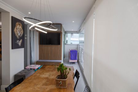 Apartamento à venda com 94m², 3 quartos e 2 vagas Apartamento à venda com 94m², 3 quartos e 2 vagasEspaço Gourmet