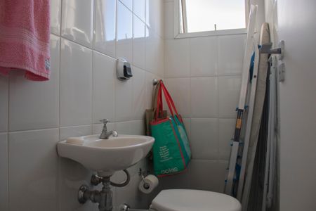 Apartamento à venda com 170m², 4 quartos e 2 vagasBanheiro de Serviço