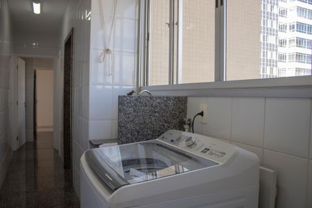 Apartamento à venda com 170m², 4 quartos e 2 vagasÁrea de Serviço