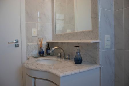 Apartamento à venda com 170m², 4 quartos e 2 vagasBanheiro Social